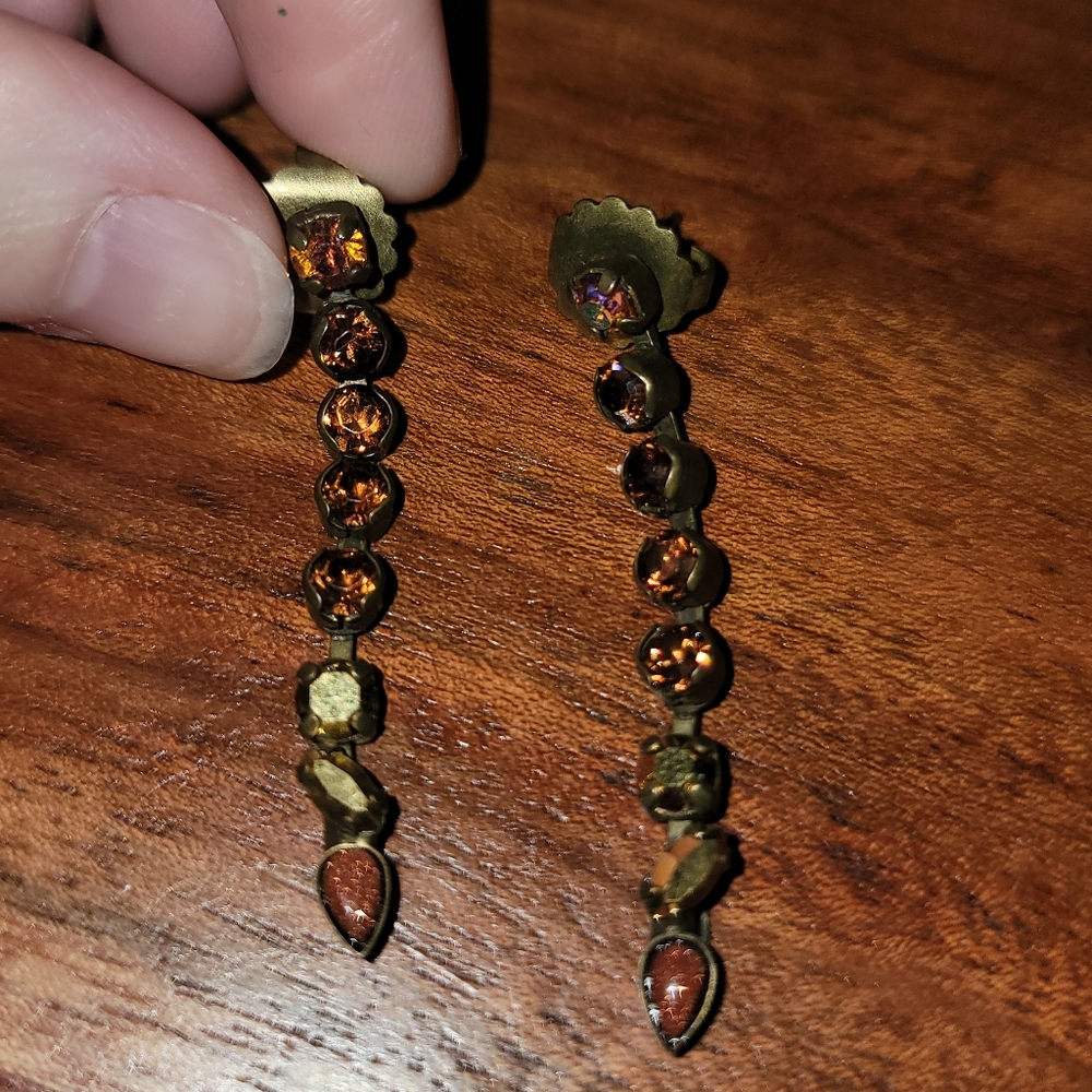 Sorelli gold and peachy/pink earrings